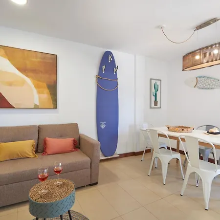 Lägenhet Calero Surfin - Shared Pool, 10 Minutes Walking To Harbour