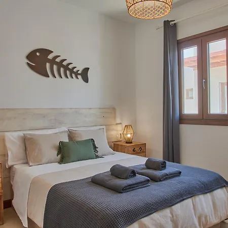 Calero Surfin - Shared Pool, 10 Minutes Walking To Harbour *