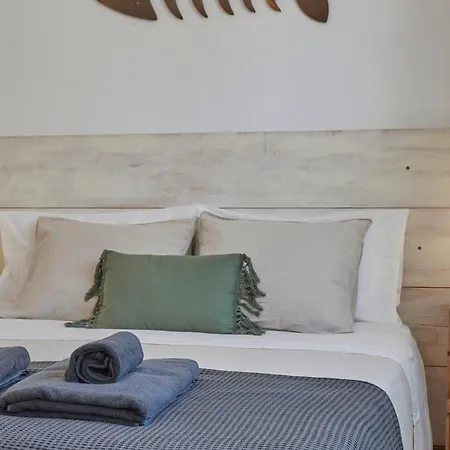 Calero Surfin - Shared Pool, 10 Minutes Walking To Harbour 푸에르토카레로
